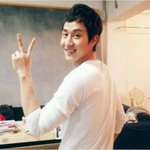 [모든팬덤] 등판에 백허그 하고 싶어지는 이 남자