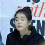 [댓글부탁해] 아이유 이 사진 오마이걸 <b>승희</b>닮음