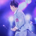 [시우민] 벨트 풀려서 긴박했던 상황 시우민 ㅇㅇ;;/