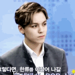 [댓글부탁해] 멤버 구성이 ㄹㅇ특이한 한 아이돌