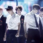 [<b>B1A4</b>] 오빠들 판하고 피키 본다는데 안봤으면