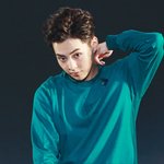 [시우민] <b>크리스마스</b> 트리같은 시우민 ㅋㅋ