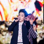 [시우민] 이 기사사진도 쩔어 ㅋㅋ(시우민)