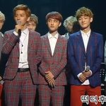 [EXO] 옛날엔 백현이가 허벅지 <b>갑</b>이였지