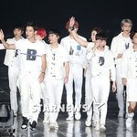[EXO] 엑소, 韓최초 돔 콘서트 어땠나..<b>웅장</b>한 무대+화려한...