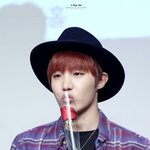 [방탄소년단] 호석이등에<b>흉터</b>봄..?