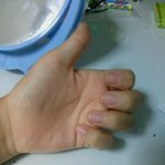 <b>손톱</b> 어때?