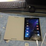 이 테블릿피씨는 진자 현대 과학문명의 결정<b>체네</b>~