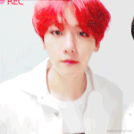[EXO] <b>이이잉</b> 백혀니귀여워 ><