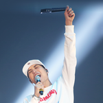 [카이] 야광봉 떨어뜨리고 화들짝 놀라는 <b>곰돌이</b>ㅋㅋㅋ