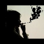 [드루와] 아이유와 <b>GD</b> M/V에서 공통적으로 재치있게 표현한 <색안경>