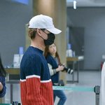 [카이] 오늘 <b>공항</b> 종인이 고화질 떳다