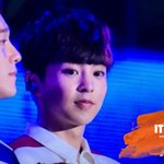 [시우민] 와..... <b>롯데</b> 팸콘.... 민석이...