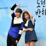 [EXO] [포토] 시우민-김소은 '우리는 <b>연인</b>!'