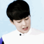 [시우민] 시우민이 표현하는 'ㅠㅠ' V앱 뽀뽀짤 등 추가