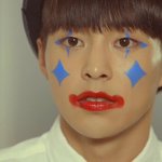 [시우민] 일케 <b>청초</b>한 삐에로 본적 있냐고 (시우민)