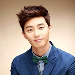 근데 이게 잘생긴 얼굴은 아니지 않음?