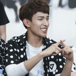 [댓글부탁해] 세븐틴 <b>도겸</b> 배우 조승우 닮지 않음?????