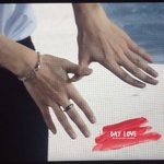 [백현] 이 반지 <b>사야</b>할거 같지않음?