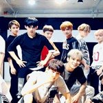 [세븐틴] 흥틴이랑 <b>헤드라이너</b> 만세버전있잖아