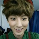 [EXO] 찬열이가 왜 저런포즈만 하는지 이유알려줄께