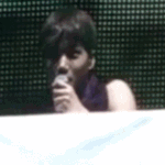 [카이] <b>럭키</b> 종인이 어깨..