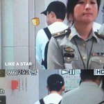 [EXO] <b>몰래</b> 숨어서 빵 먹는 디오
