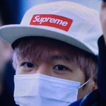 [백현] 백현이 아이컨<b>택</b> 찌리릿~ 