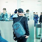 [백현] 뒷모습마저ㅠㅠㅠㅠㅠ..