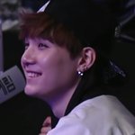 [방탄소년단] 민윤기 웃는 거 진짜 설레지 않아?