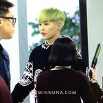 [시우민] <b>공항</b>검색대에 오른 요뎡 시우민