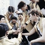 [EXO] 야야 라잍세버 뮤비2 나온대