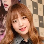 [존예보스] 둘중에 누가더 이뻐? (둘다자연<b>미인</b>)