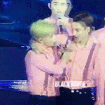 [EXO] 백줌맞아 아침에도 <b>슈카</b>장난짤 가지고 이간질함