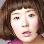 최강 4<b>차원</b> 매력을 물씬 풍기는 그녀!