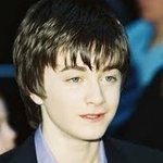 다니엘 래드클리프 <b>삭발</b>