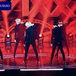 [모두드루와] 어제 더쇼에서 빅스 상의탈의ㅋㅋㅋ