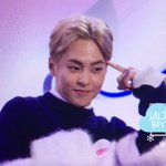 [EXO] 시우민이 웃게 하는 <b>재주</b> 있다고 