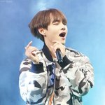 [방탄소년단] 김태형<b>뒷머리</b>찰랑대는거
