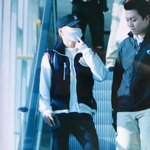 [시우민] 시우민 <b>옆</b>에 계신 이 분은 누구지-_-