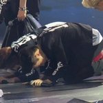 [EXO] 일본에서 <b>큰절</b>하는 디오