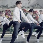 [방탄소년단] 미뉸기 완전 <b>열정적</b>이네...