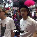 [엔터톡] 대박; 방탄뷔 <b>허리</b>가27인치라며 
