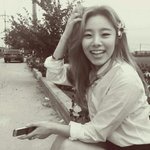 안경쓰다가 렌즈끼고다니는애들잇음???