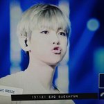 [EXO] 백현이 입술 <b>츄</b>