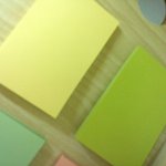 +)<b>책상</b>에 지우개가루 이렇게하면편함