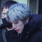 [댓글부탁해] 얼굴로 들어온 줄 알았던 남자아이돌