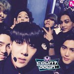 [EXO] 난 진짜 엑소를 좋아하게 된게 다행인것 같아