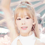 [EXO] 백현이 턱수술해서그런가 볼<b>처짐</b>