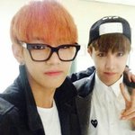 [방탄소년단] 태<b>태이</b>즈뭔들